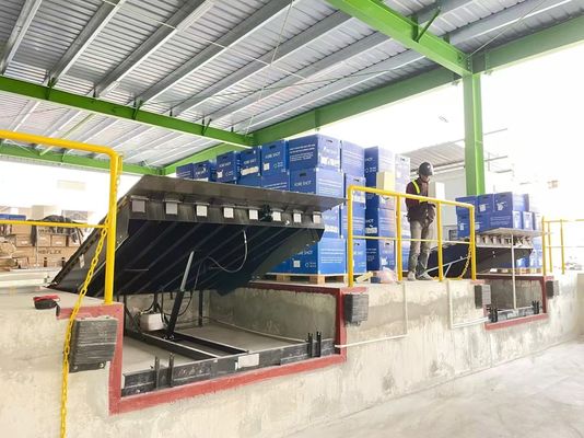 Double Cylinder Hydraulic Dock Leveler Dengan Perangkat Perlindungan Overload Untuk Motor
