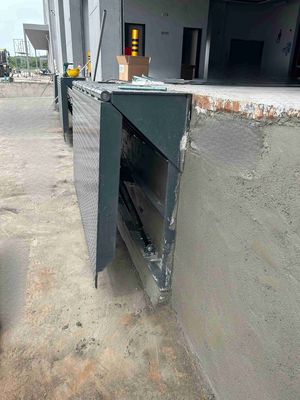 Electric Hydraulic Edge O Dock Leveler Plate Untuk Aplikasi Loading Bay