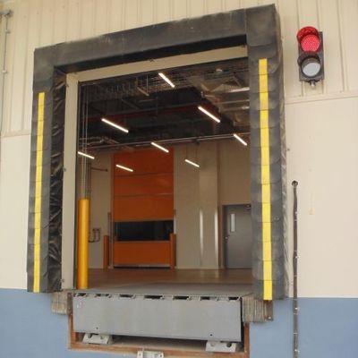 Peringatan Strip Industrial tahan lama Loading Dock Seal, Kain Double Woven