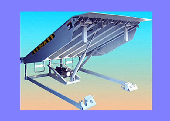 10 Ton Hydraulic Loading Dock Leveler Dengan 15 mm Ketebalan Ekstensi Lip Plate